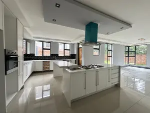 Townhouse/Cluster to Rent in Glen Lorne