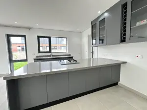 Townhouse/Cluster to Rent in Borrowdale West