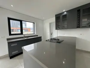 Townhouse/Cluster to Rent in Borrowdale West