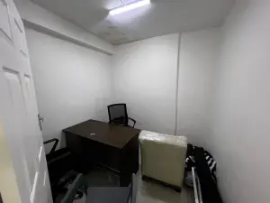 Office to Rent in Newlands