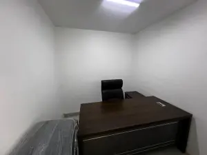 Office to Rent in Newlands