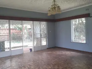 5 Bedroom House to Rent in Milton Park