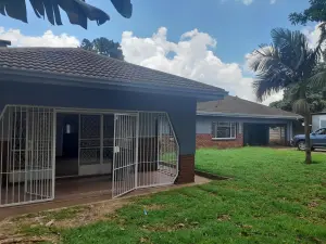 5 Bedroom House to Rent in Milton Park