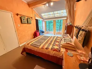 5 Bedroom House to Rent in Avondale