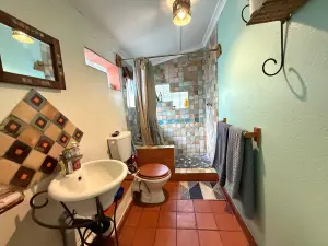 5 Bedroom House to Rent in Avondale