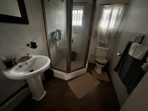 1 Bedroom Cottage/Garden Flat to Rent in Chisipite