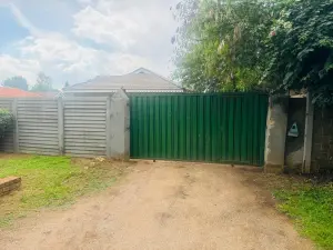3 Bedroom House to Rent in Greendale