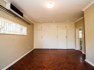 Office to Rent in Borrowdale