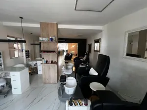 Other Commercial to Rent in Newlands