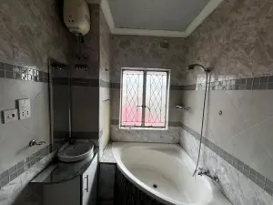 Flat/Apartment to Rent in Avenues