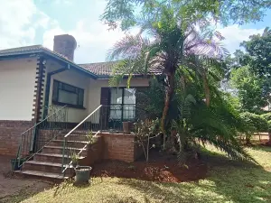 4 Bedroom House to Rent in Rolf Valley