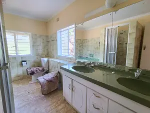 4 Bedroom House to Rent in Kamfinsa