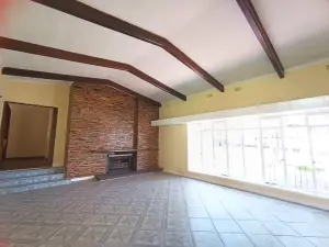 4 Bedroom House to Rent in Kamfinsa