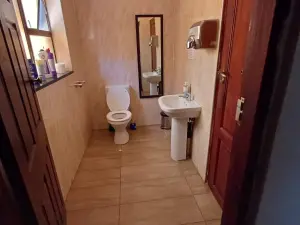 Office to Rent in Avondale