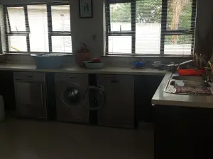 House to Rent in Glen Lorne