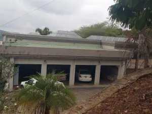 House to Rent in Glen Lorne