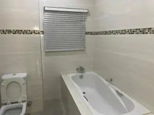 Flat/Apartment to Rent in Greencroft