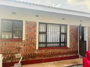 Townhouse/Cluster to Rent in Sandton Park