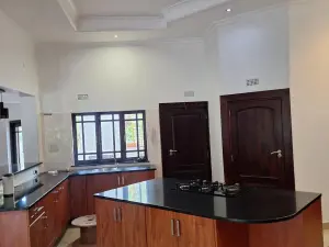 4 Bedroom House to Rent in Ballantyne Park