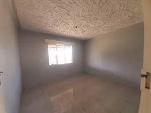2 Bedroom Cottage/Garden Flat to Rent in Msasa Park