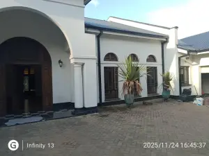 4 Bedroom House to Rent in Ballantyne Park