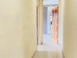 Flat/Apartment to Rent in Monavale