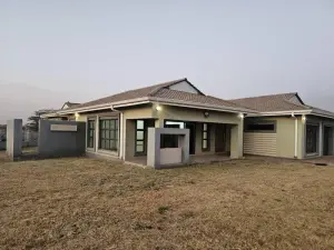 4 Bedroom House to Rent in Fairview