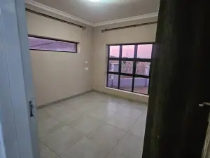 4 Bedroom House to Rent in Fairview