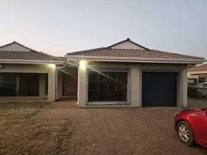 4 Bedroom House to Rent in Fairview