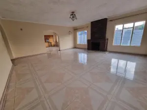 5 Bedroom House to Rent in Marlborough