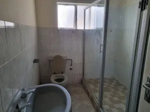 5 Bedroom House to Rent in Marlborough