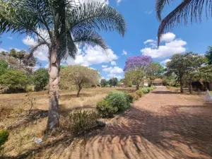 4 Bedroom House to Rent in Mount Pleasant