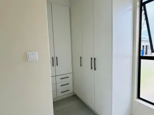 Townhouse/Cluster to Rent in Bluff Hill