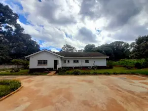 3 Bedroom House to Rent in Chisipite