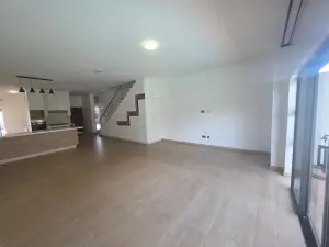 Townhouse/Cluster to Rent in Avondale