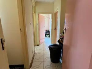 Flat/Apartment to Rent in Zimre Park