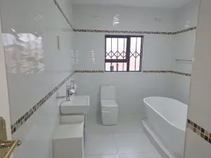 Townhouse/Cluster to Rent in Greendale