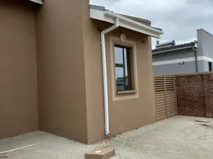 Townhouse/Cluster to Rent in Greendale