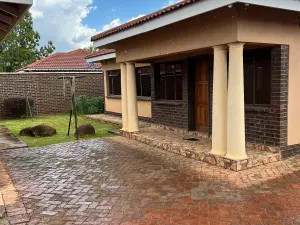 5 Bedroom House to Rent in Westgate