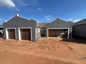 Townhouse/Cluster to Rent in Bluff Hill