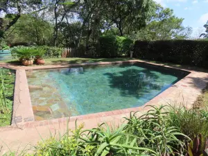 4 Bedroom House to Rent in Glen Lorne