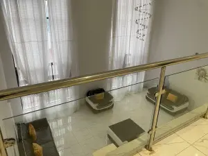 7 Bedroom House to Rent in Crowhill Views