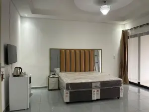 7 Bedroom House to Rent in Crowhill Views