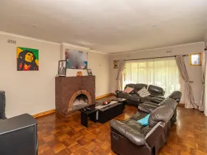 3 Bedroom House to Rent in Chisipite