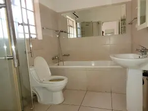 4 Bedroom House to Rent in Highlands