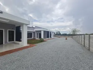 Townhouse/Cluster to Rent in The Grange