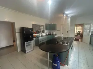 3 Bedroom House to Rent in Mount Pleasant Heights