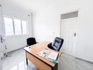 Office to Rent in Mount Pleasant