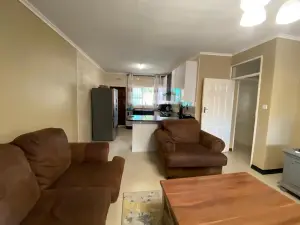 2 Bedroom Cottage/Garden Flat to Rent in Avondale West