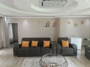 4 Bedroom House to Rent in Highlands